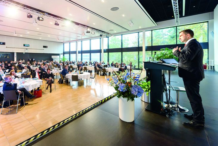 Blick von der Bühne in den Großen Saal